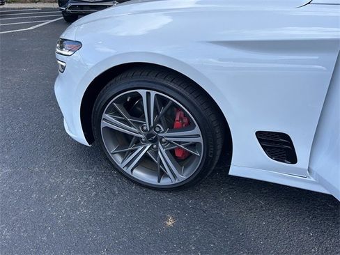 Used 2025 Genesis G70 2.5T w/ Sport Prestige Package image 31