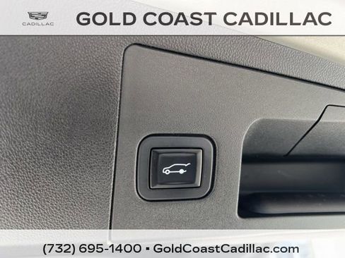 Used 2017 Cadillac XT5 FWD image 11