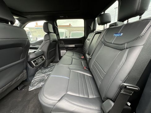 New 2026 Ford F250 Platinum image 25