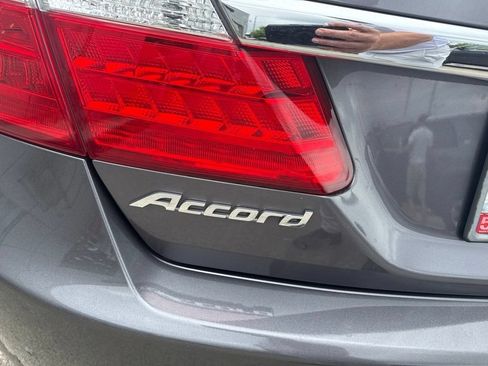 Used 2015 Honda Accord EX-L image 5