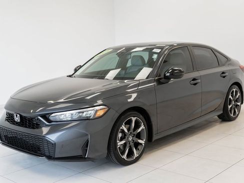 Used 2025 Honda Civic Sport image 6