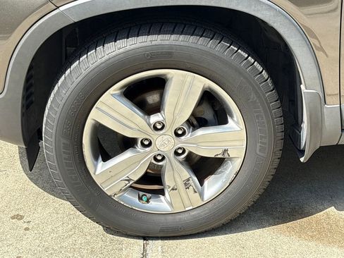 Used 2013 Kia Sorento EX image 11