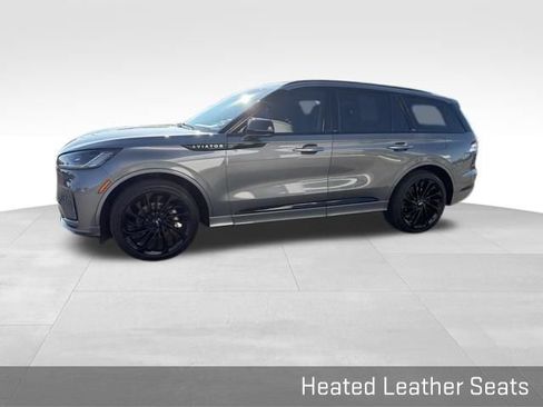Used 2025 Lincoln Aviator Reserve w/ Equipment Group 201A AWD/4WD image 7