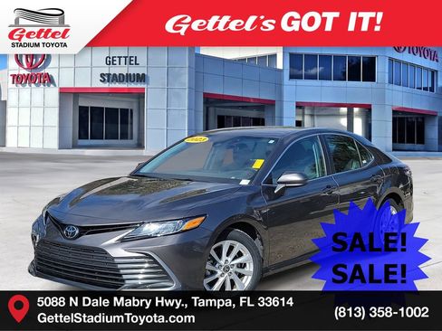 Used 2023 Toyota Camry LE image 1