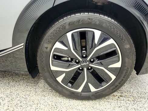 Used 2022 Kia EV6 Wind w/ Wind Technology Package image 9