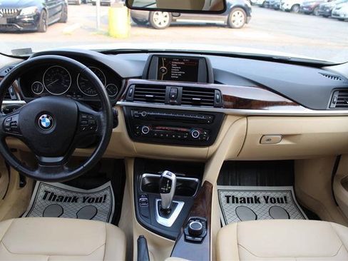Used 2014 BMW 320i xDrive Sedan AWD/4WD image 13