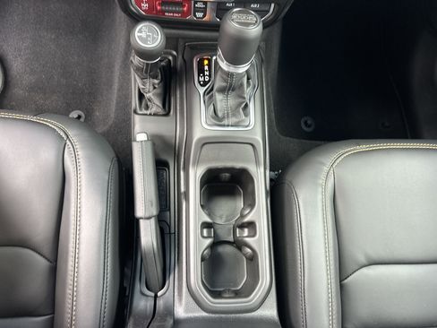 New 2025 Jeep Wrangler Unlimited Rubicon 392 image 17