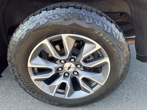 Used 2021 Chevrolet Silverado 1500 RST image 10