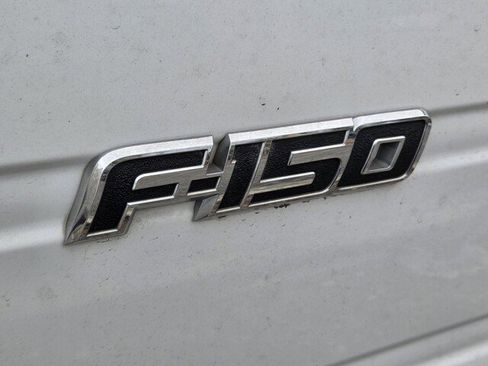 Used 2011 Ford F150 Lariat w/ Lariat Chrome Pkg image 18