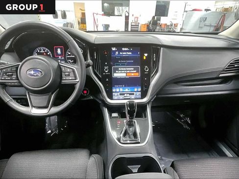 Used 2025 Subaru Outback Premium AWD/4WD image 15