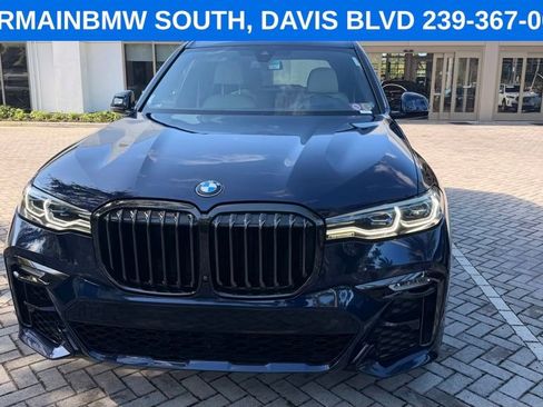 Used 2021 BMW X7 M50i w/ Executive Package AWD/4WD image 22