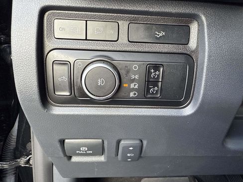 Used 2024 Ford F250 Lariat w/ Lariat Ultimate Package image 30