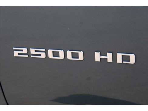 Used 2020 Chevrolet Silverado 2500 High Country w/ Technology Package AWD/4WD image 32