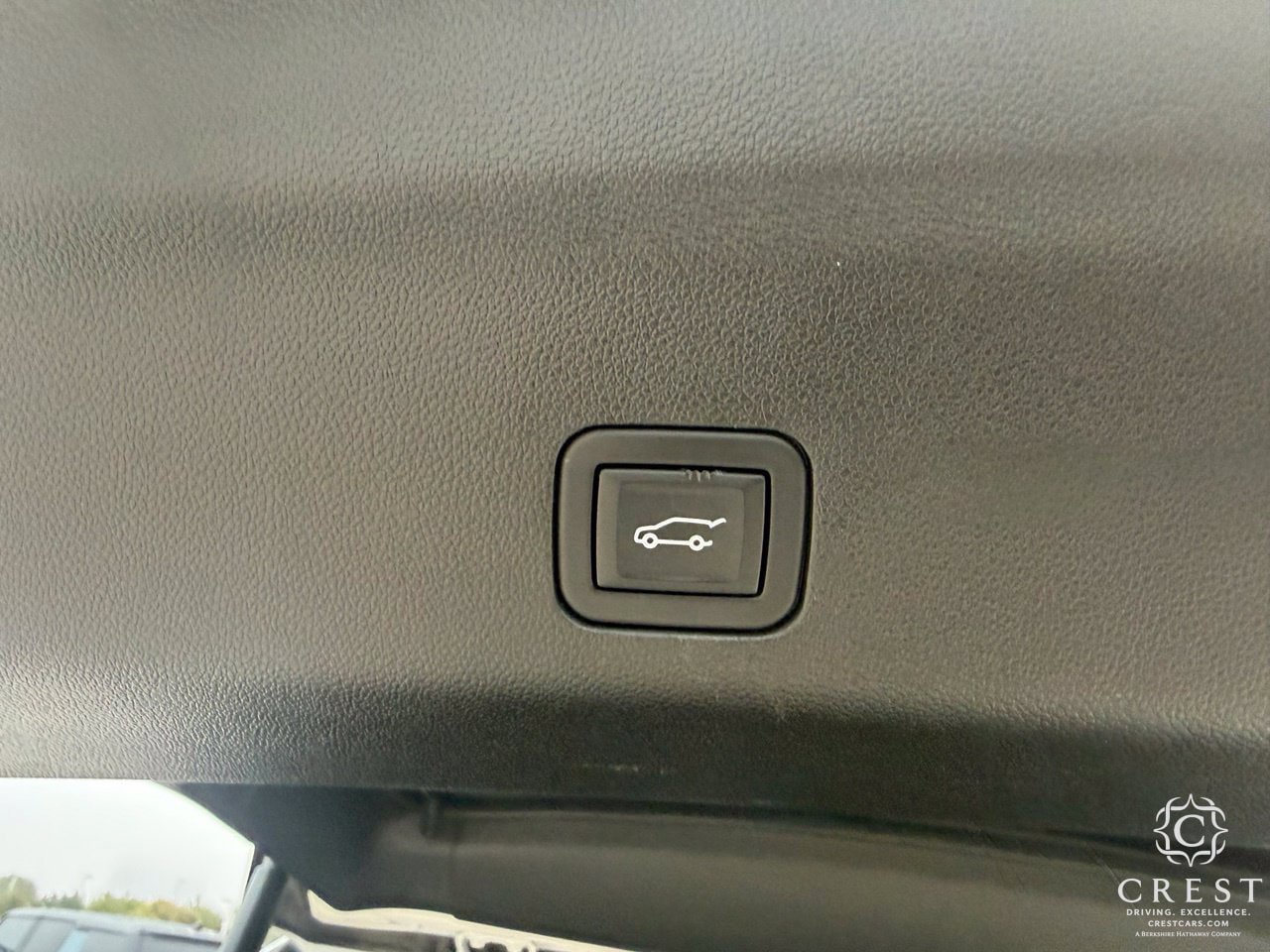 Used 2023 GMC Yukon Denali w/ Denali Reserve Package RWD image 28