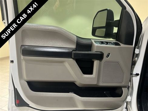 Certified 2022 Ford F450 XL w/ Power Equipment Group image 18