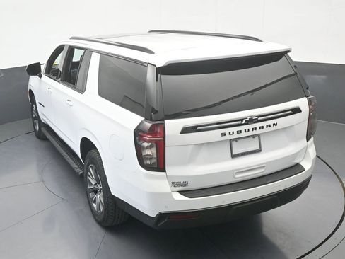 Used 2024 Chevrolet Suburban Z71 image 55