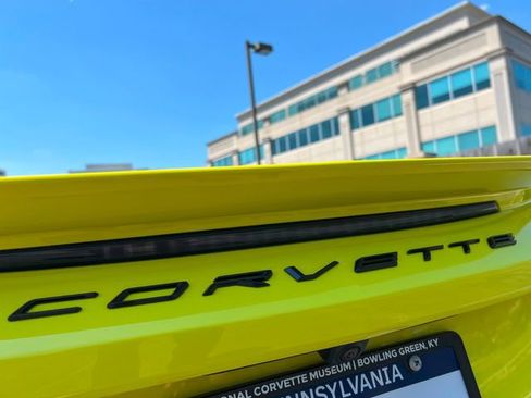 Used 2022 Chevrolet Corvette Stingray Convertible w/ Battery Protection Package image 24