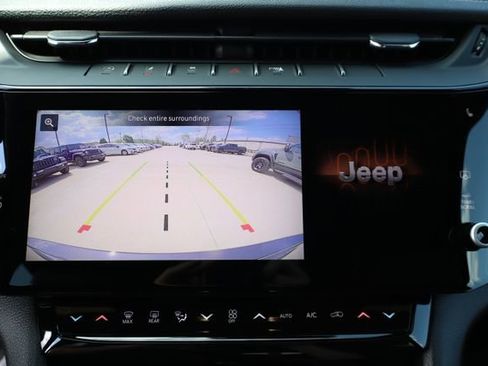 New 2026 Jeep Grand Cherokee Limited w/ Limited Altitude Package AWD/4WD image 21