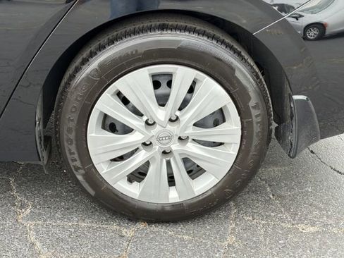 Certified 2024 Nissan Sentra S FWD image 30