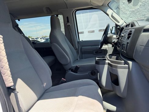 Used 2012 Ford E-350 and Econoline 350 XLT RWD image 29