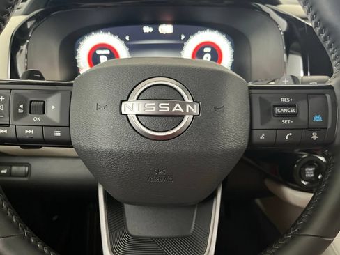 Used 2026 Nissan Pathfinder SL AWD/4WD image 60