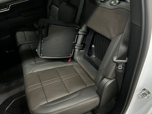 New 2026 Chevrolet Silverado 1500 High Country w/ Technology Package AWD/4WD image 40