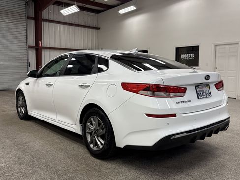 Used 2019 Kia Optima LX image 15