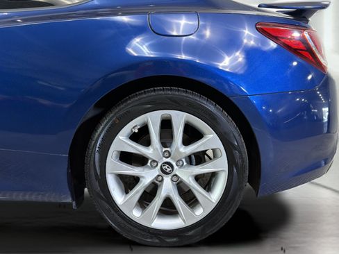 Used 2015 Hyundai Genesis 3.8 RWD image 37