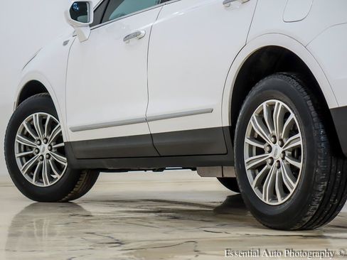 Used 2019 Cadillac XT5 Luxury FWD image 11