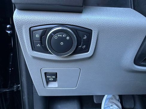 Used 2018 Ford F150 XLT AWD/4WD image 16