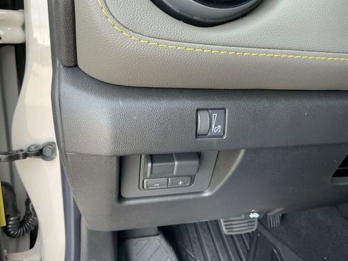 New 2026 Chevrolet Colorado ZR2 w/ Technology Package image 11