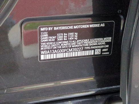 Used 2023 BMW 530e w/ Convenience Package image 25