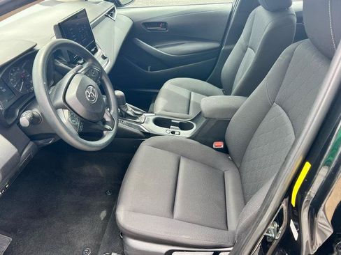 Used 2024 Toyota Corolla LE FWD image 8