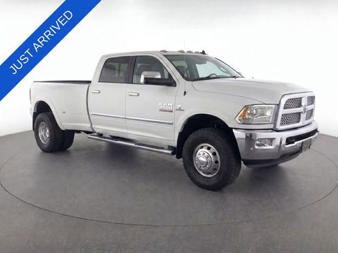 Used 2016 RAM 3500 Laramie AWD/4WD image 8