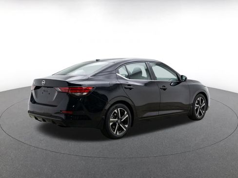 Used 2025 Nissan Sentra SV FWD image 7