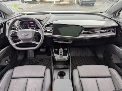 Used 2023 Audi Q4 e-tron Prestige w/ Black Optic Package image 27