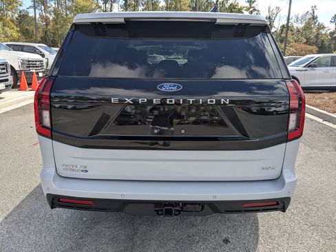 Certified 2025 Ford Expedition Max Active image 6