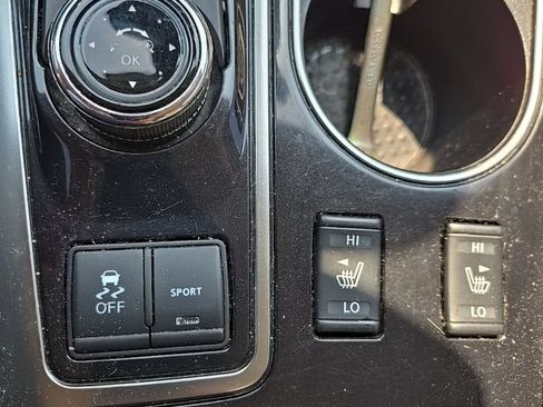 Used 2023 Nissan Maxima SV w/ Floor Mat Group FWD image 15