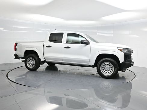 Used 2024 Chevrolet Colorado W/T w/ WT Convenience Package image 69