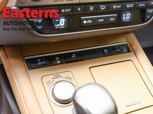 Used 2017 Lexus ES 350 w/ Navigation System Package FWD image 18