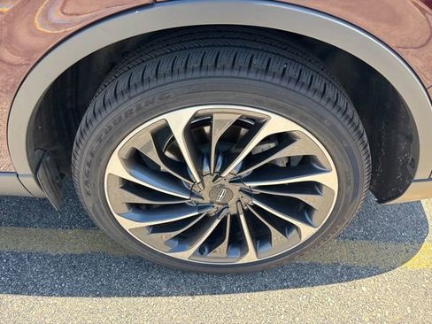 Used 2020 Lincoln Aviator Reserve w/ Equipment Group 202A AWD/4WD image 7
