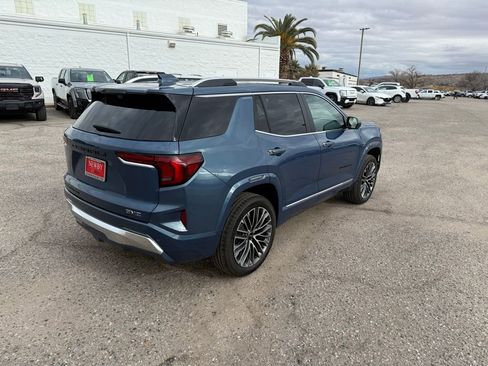 New 2026 GMC Terrain Denali w/ LPO, Black Badging Package image 5