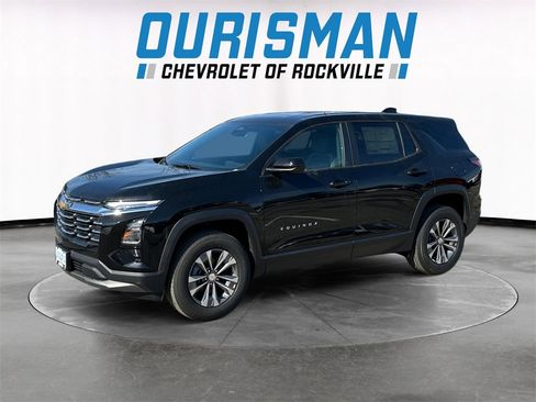 New 2026 Chevrolet Equinox LT w/ Convenience Package II image 2