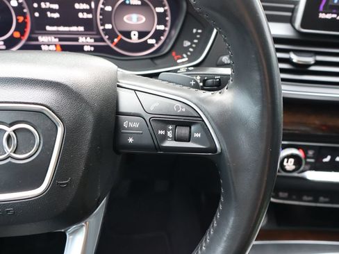 Used 2019 Audi Q5 2.0T Premium Plus w/ Premium Plus Package AWD/4WD image 16