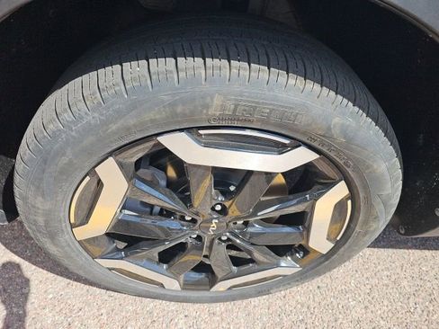 Used 2025 Kia Telluride S image 10