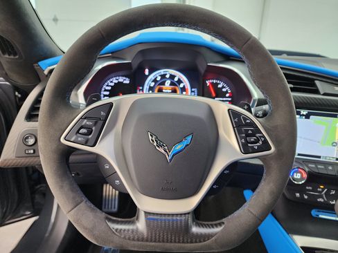 Used 2017 Chevrolet Corvette Grand Sport RWD image 18
