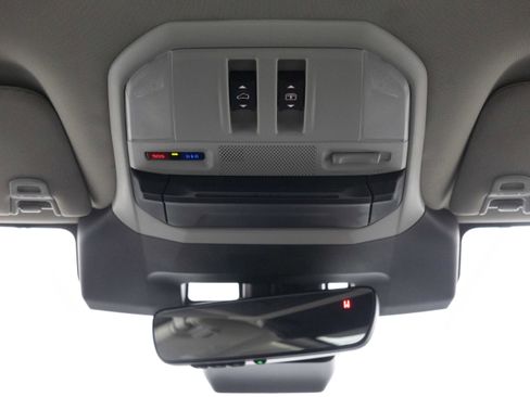 Used 2024 Subaru Ascent Onyx Edition image 37