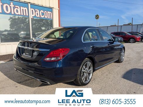 Used 2018 Mercedes-Benz C 300 Sedan w/ Premium Package image 4