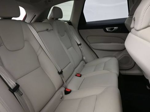 Used 2023 Volvo XC60 B5 Ultimate w/ Climate Package AWD/4WD image 35