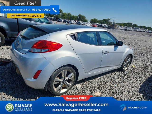 Used 2017 Hyundai Veloster Value Edition FWD image 4